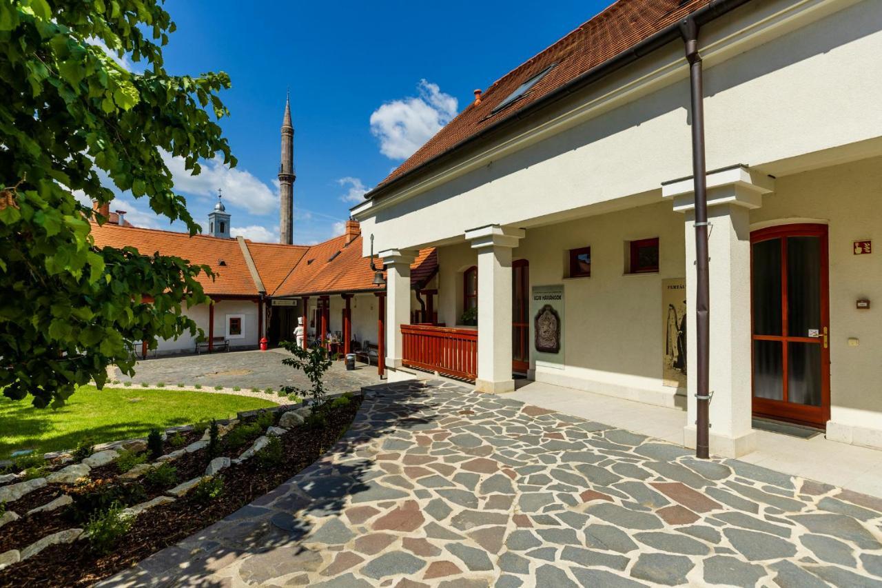 Servita Udvarhaz Eger Zewnętrze zdjęcie